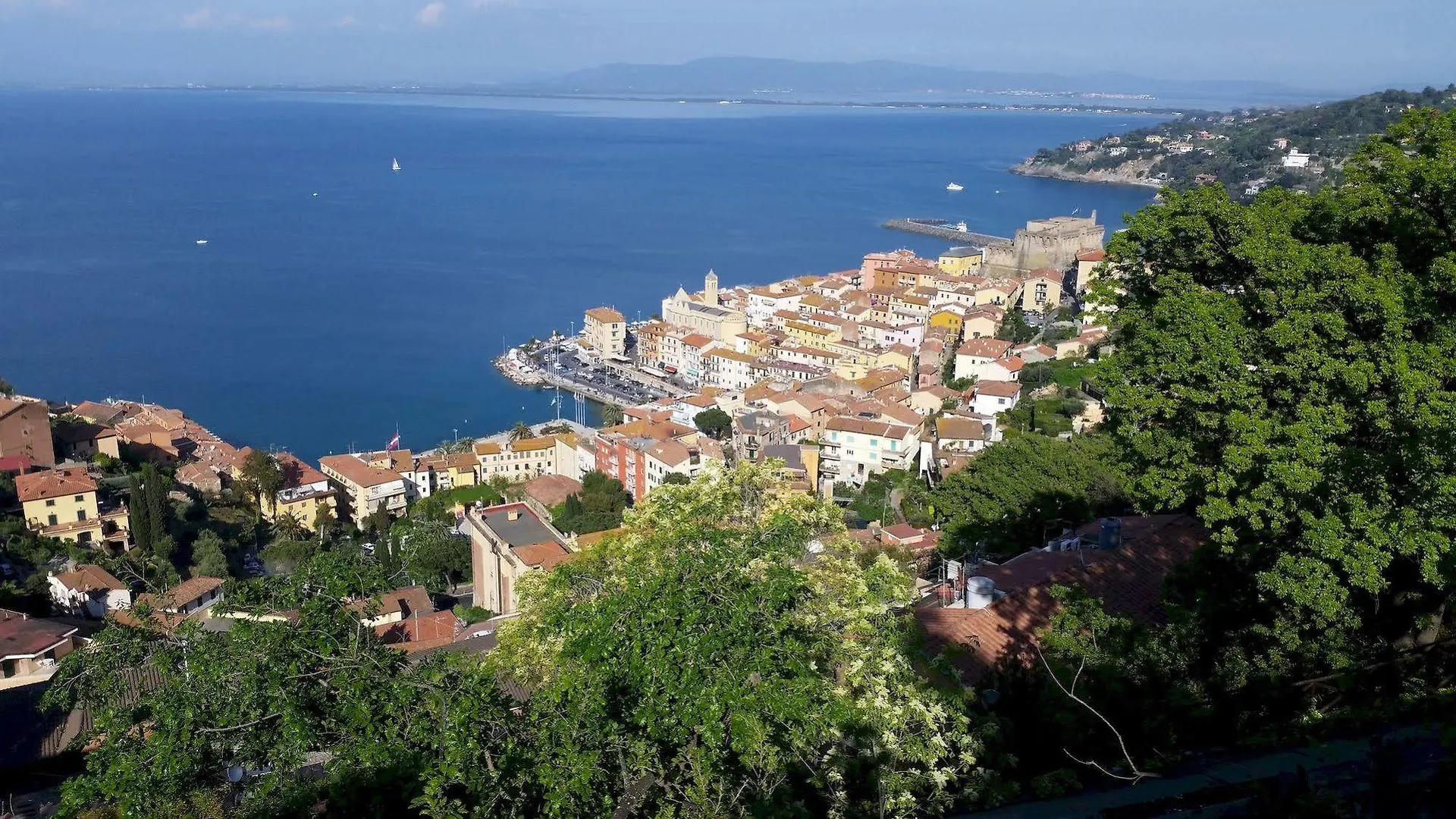 Hotel Vittoria Porto Santo Stefano  3*, Porto Santo Stefano (Grosseto)