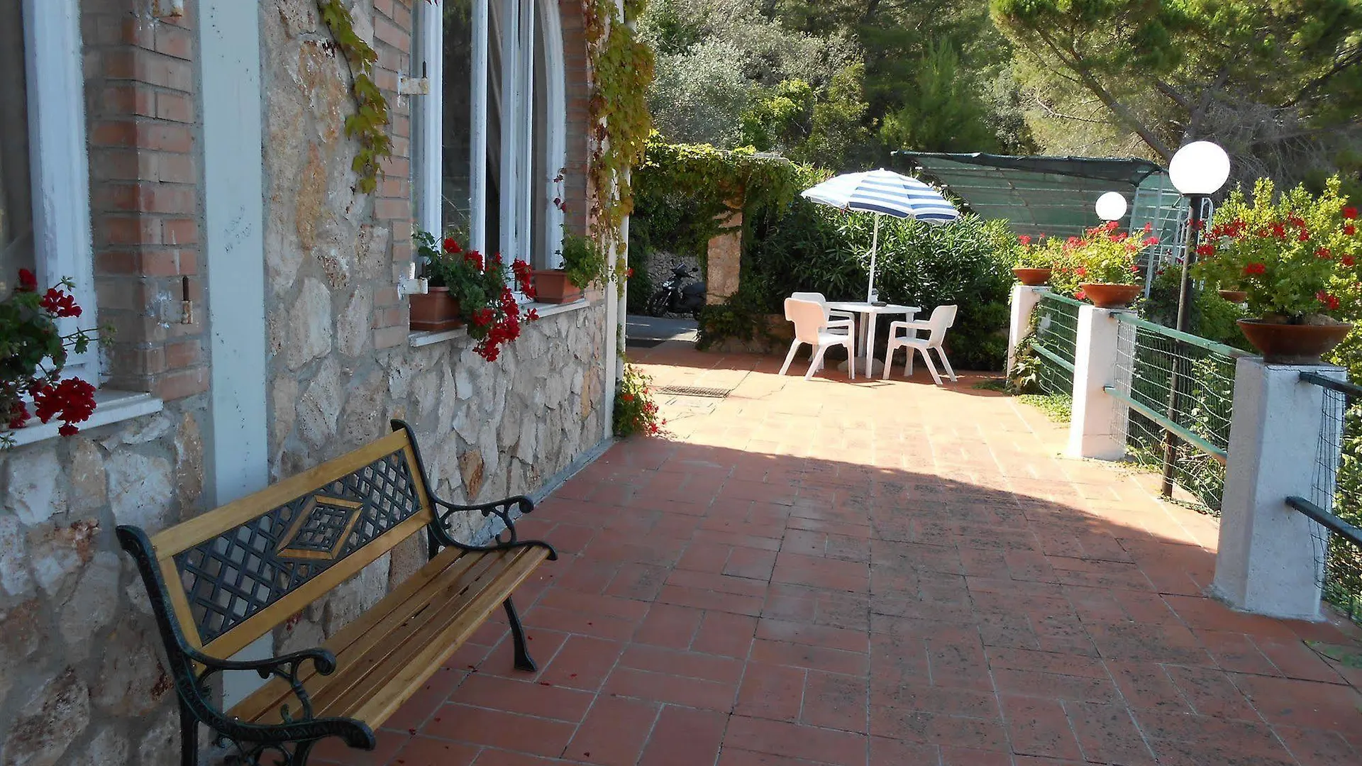 Hotel Vittoria Porto Santo Stefano  Porto Santo Stefano (Grosseto)